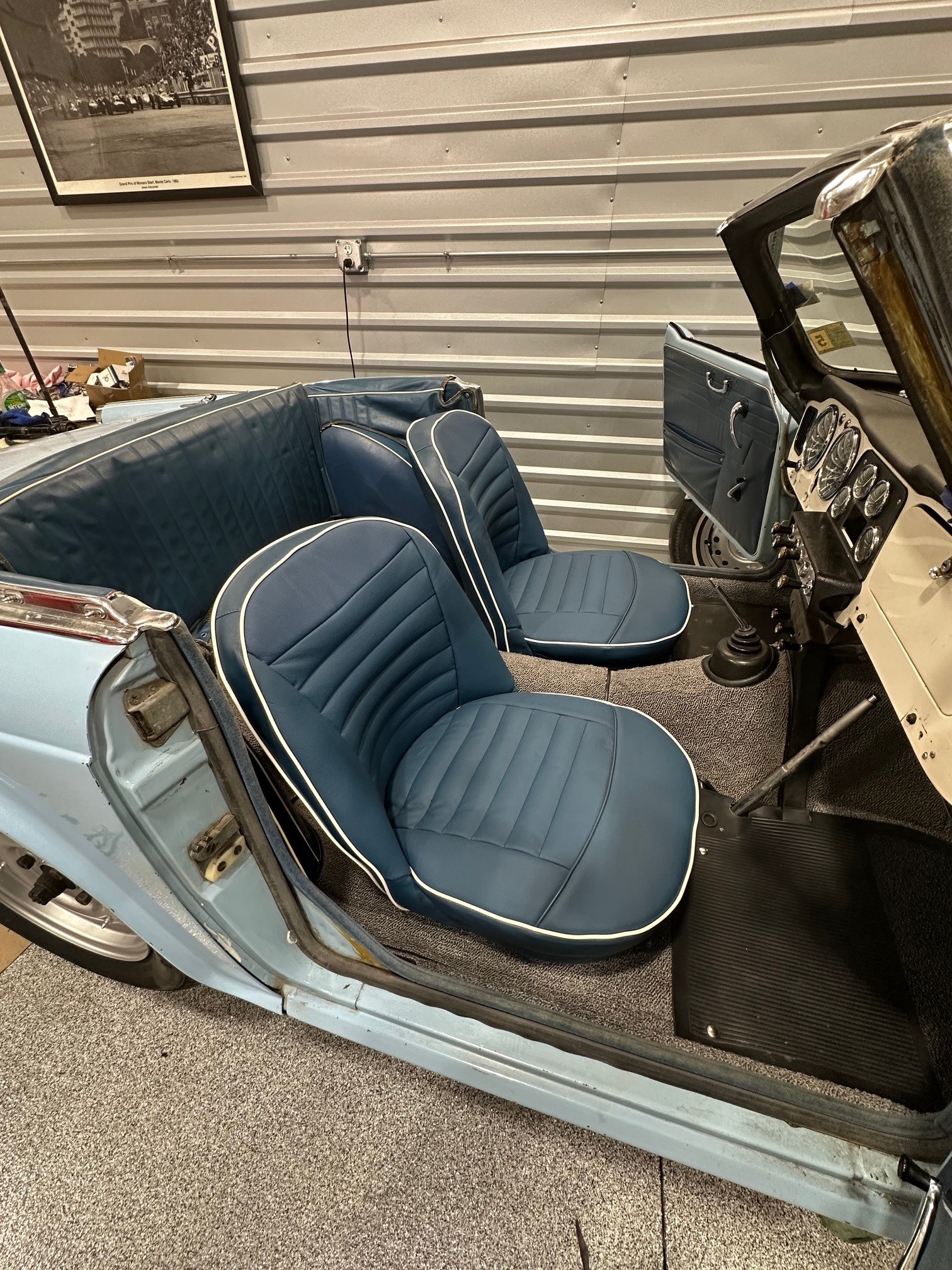 TR4 inside